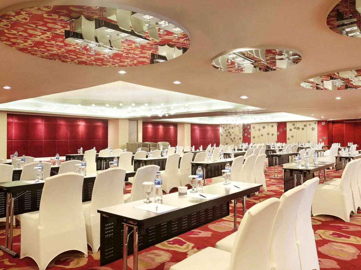 โนโวเทล จาการ์ต้า กาจะห์ มาดา โฮเต็ล Hotel จาการ์ตา ภายนอก รูปภาพ