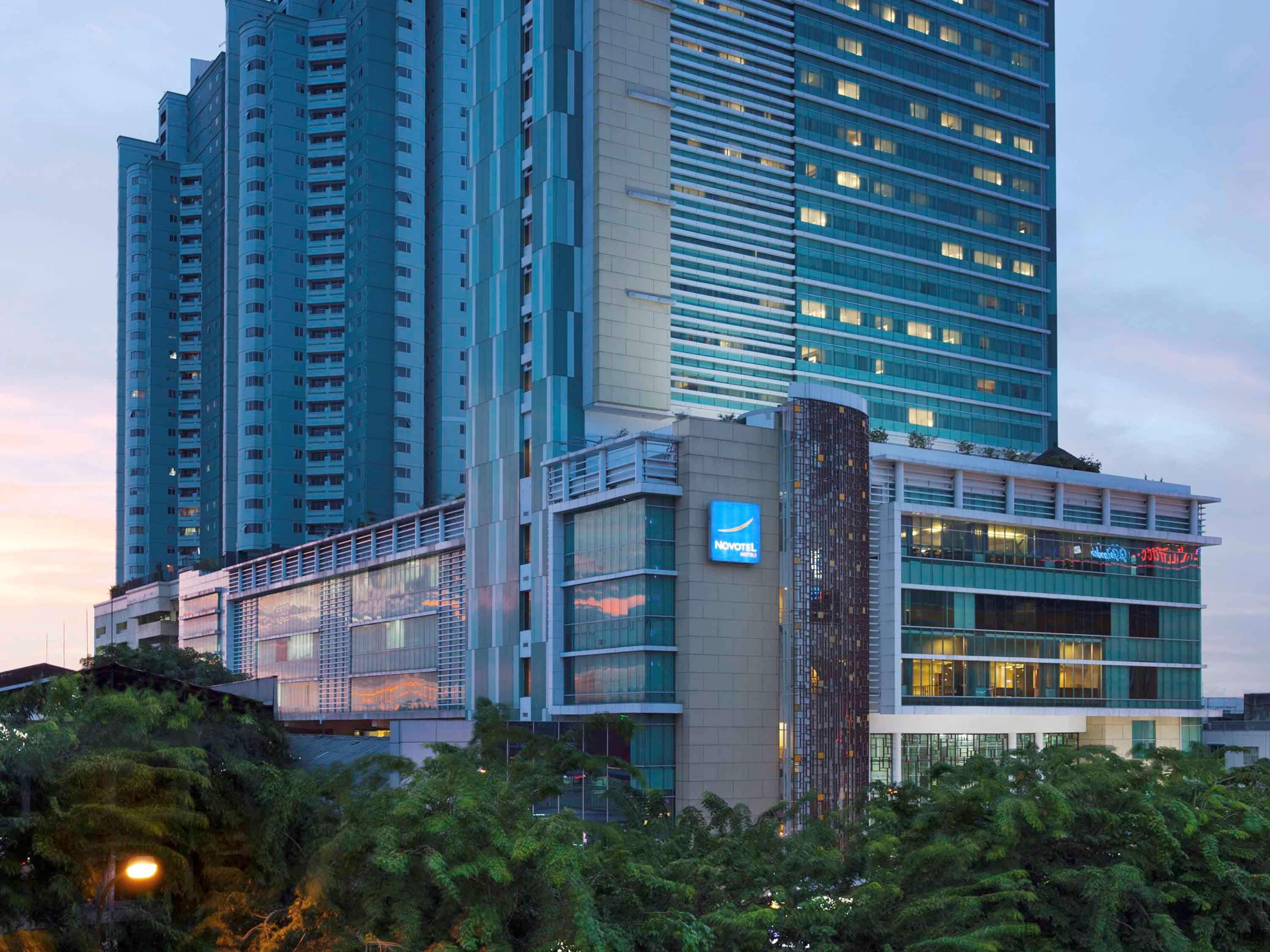 โนโวเทล จาการ์ต้า กาจะห์ มาดา โฮเต็ล Hotel จาการ์ตา ภายนอก รูปภาพ