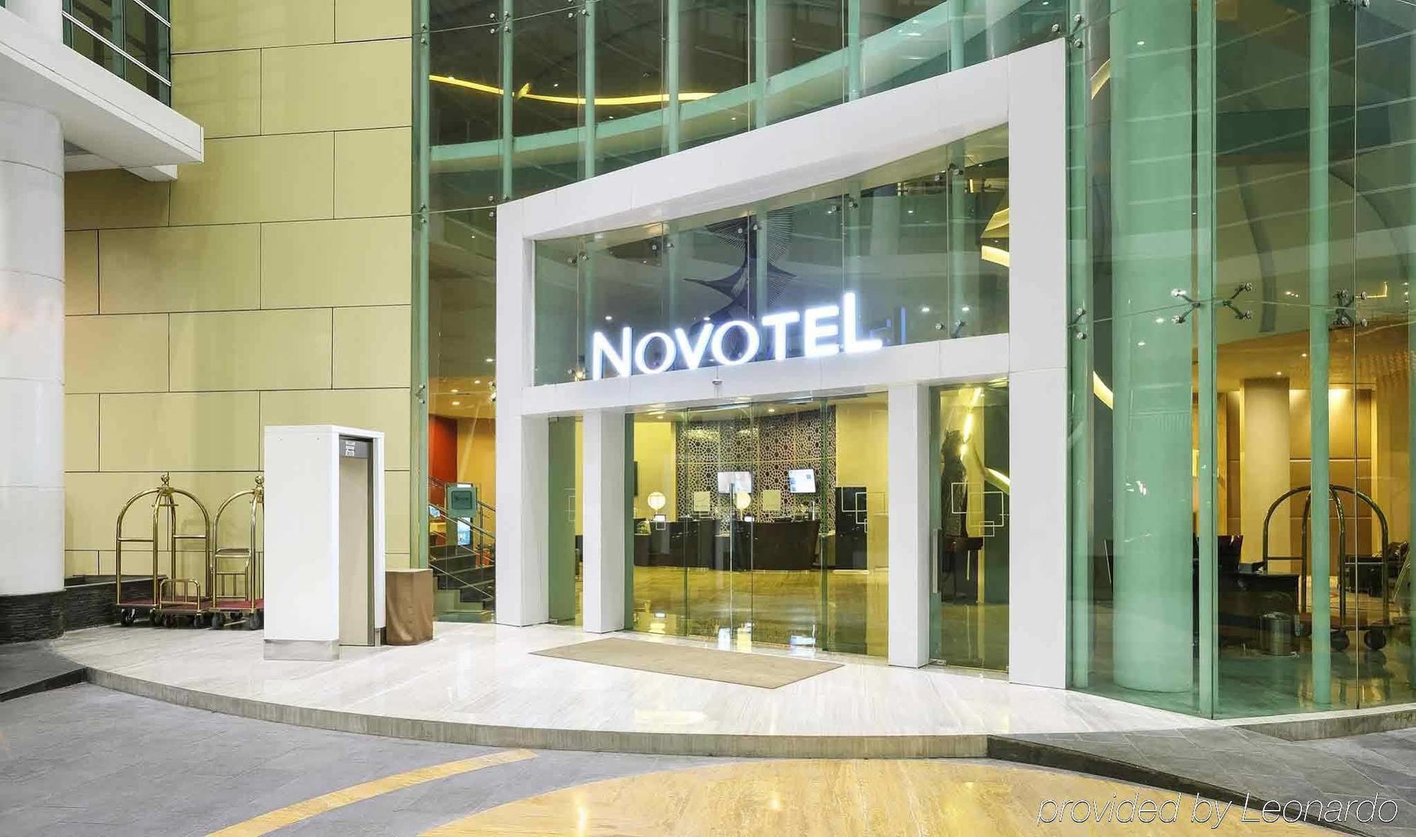 โนโวเทล จาการ์ต้า กาจะห์ มาดา โฮเต็ล Hotel จาการ์ตา ภายนอก รูปภาพ